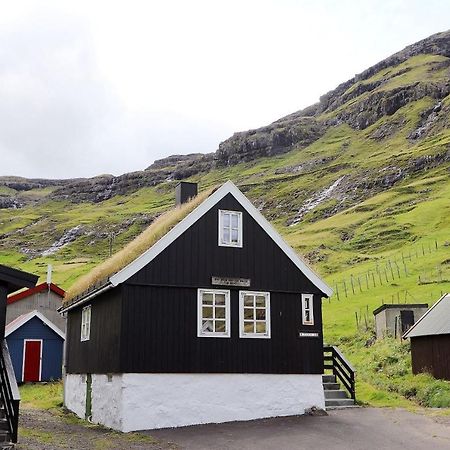 holiday cottage in Tjørnuvík Tjornuvik Exterior foto